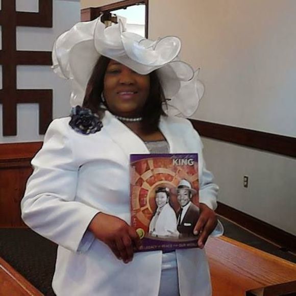 Meet your Posher, Audrey - Picture 1 of 1